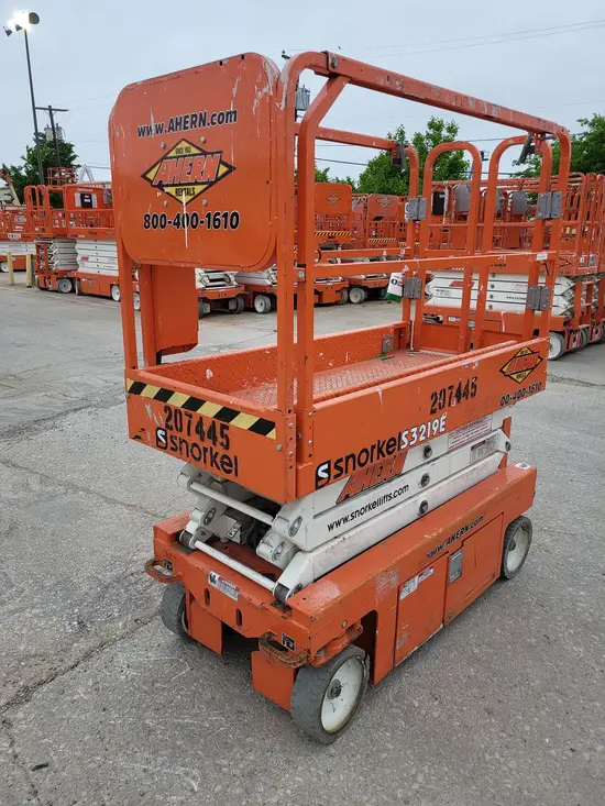 2018 Snorkel S3219E Scissor Lift