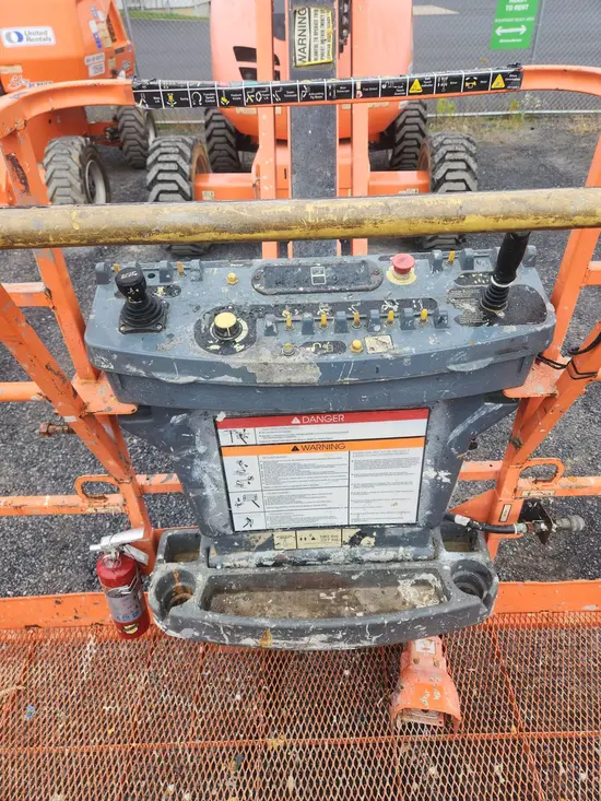 2016 JLG 600AJ Articulating Boom Lift