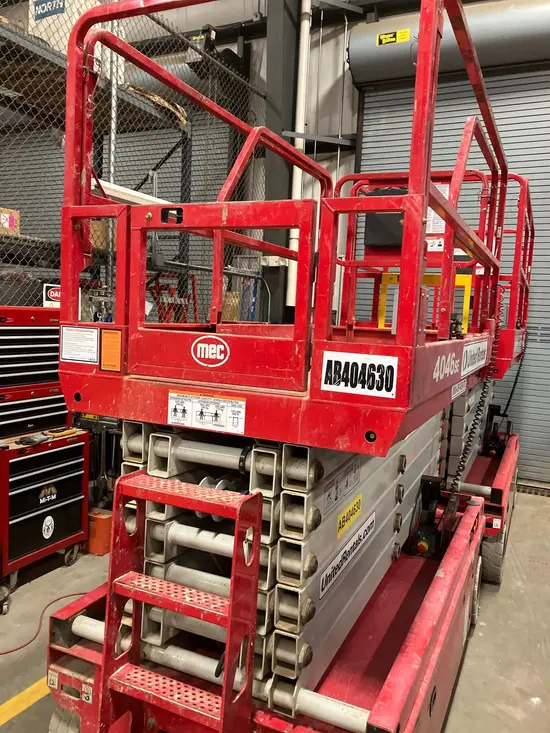 2018 MEC 4046SE Scissor Lift