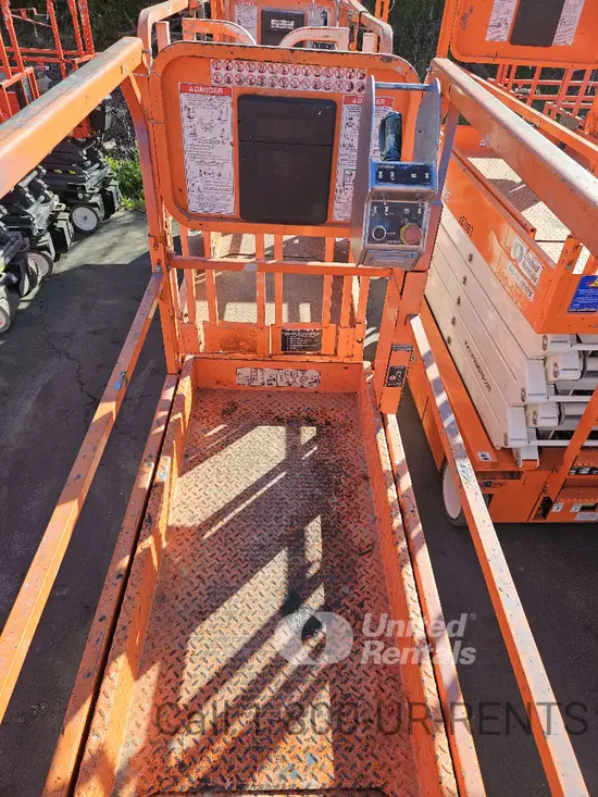2019 Snorkel S3226E Scissor Lift