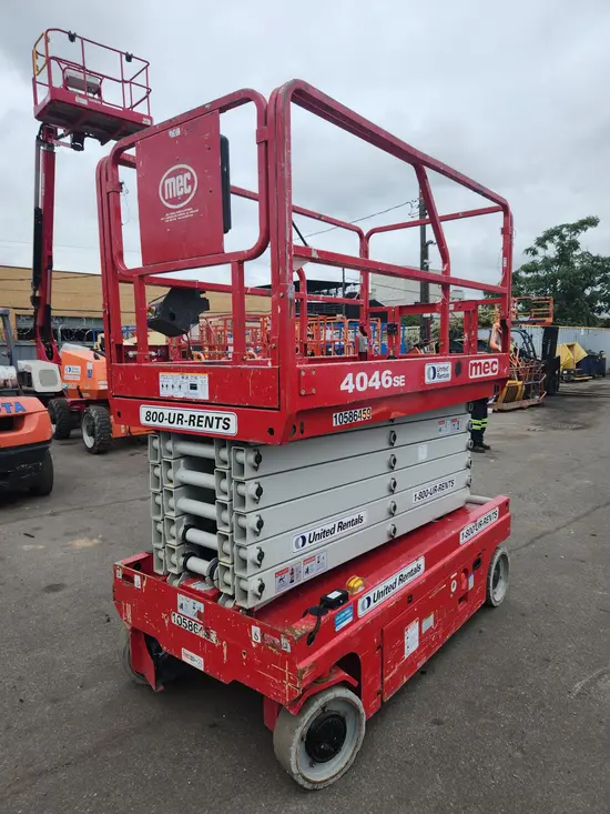 2017 MEC 4046SE Scissor Lift