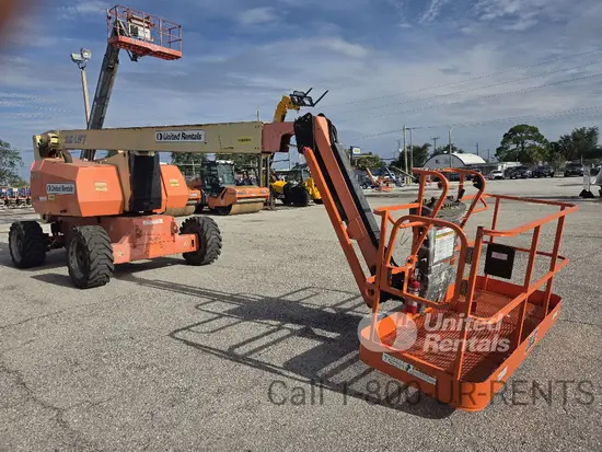 2015 JLG 800AJ Articulating Boom Lift