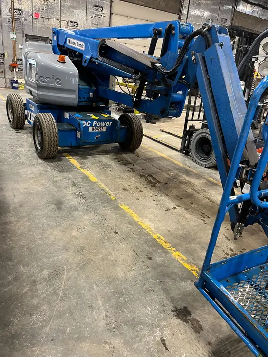 2014 Genie Z-45/25J DC Articulating Boom Lift