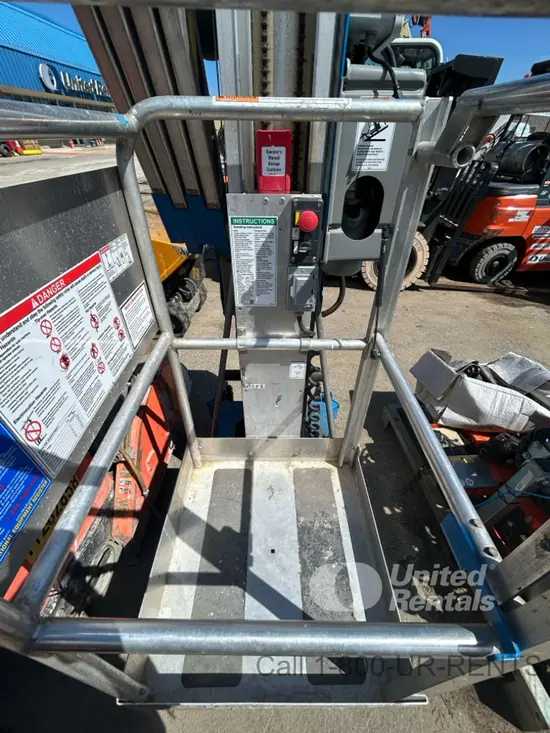 2021 Genie AWP-25SDC Pusharound Lift