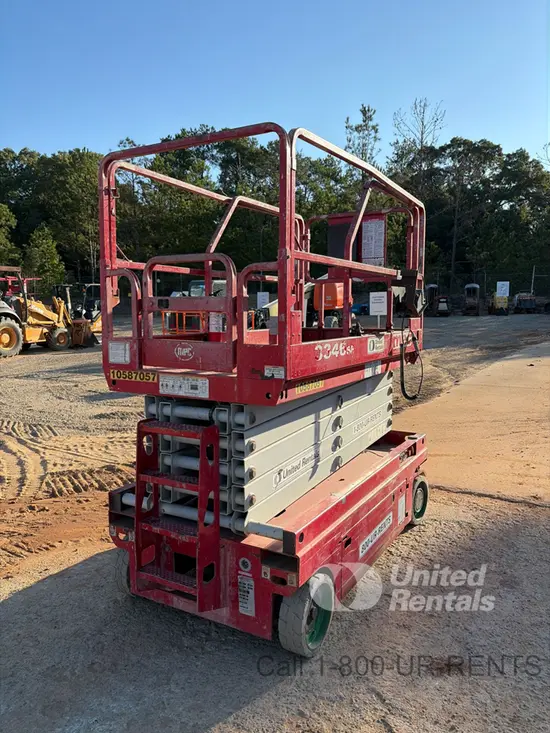 2017 MEC 3346SE Scissor Lift