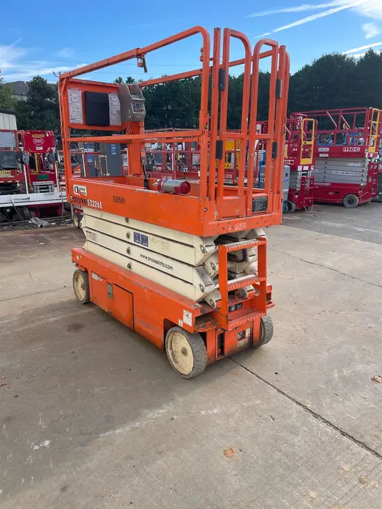 2019 Snorkel S3226E Scissor Lift