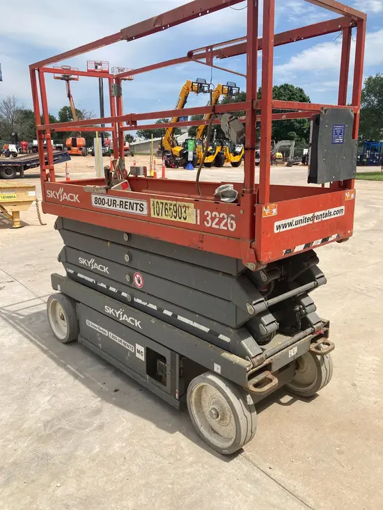 2018 Skyjack SJIII3226 Scissor Lift