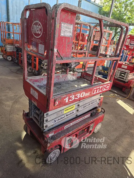 2017 MEC 1330SE Scissor Lift