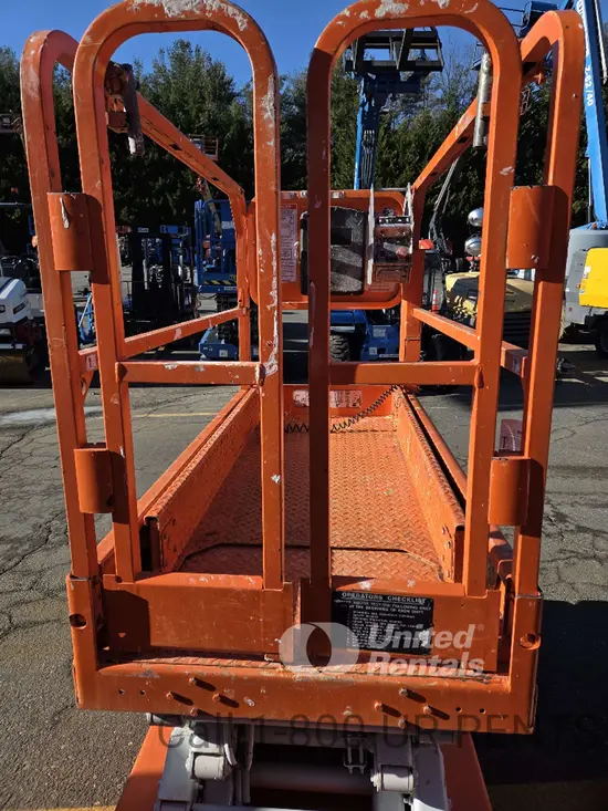 2018 Snorkel S3219E Scissor Lift