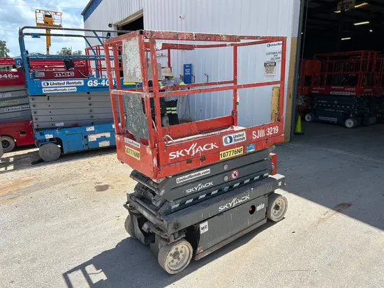 2017 Skyjack SJIII3219 Scissor Lift