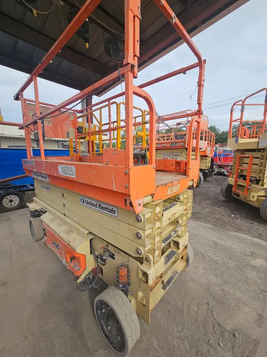 2017 JLG 2646ES Scissor Lift
