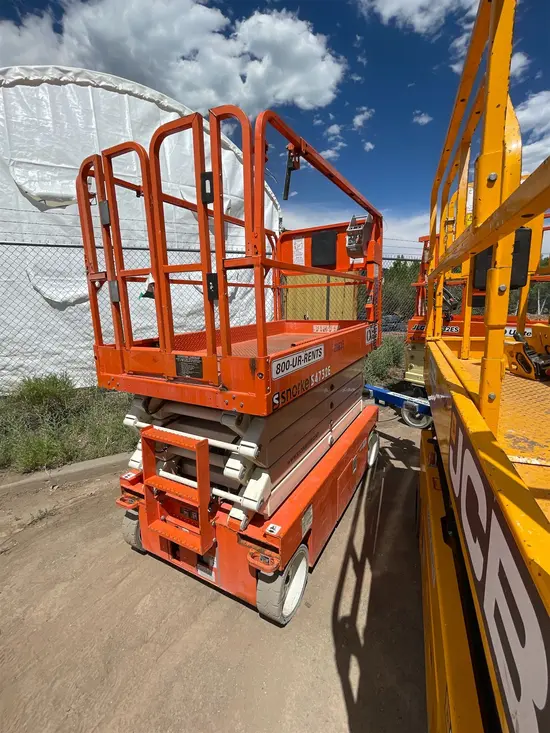 2018 Snorkel S4732E Scissor Lift
