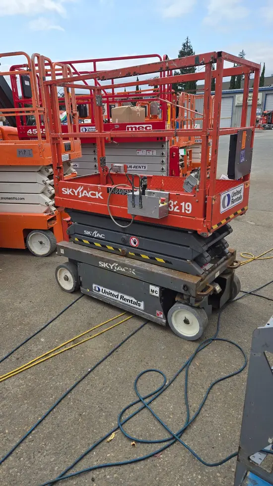 2018 Skyjack SJIII3219 Scissor Lift
