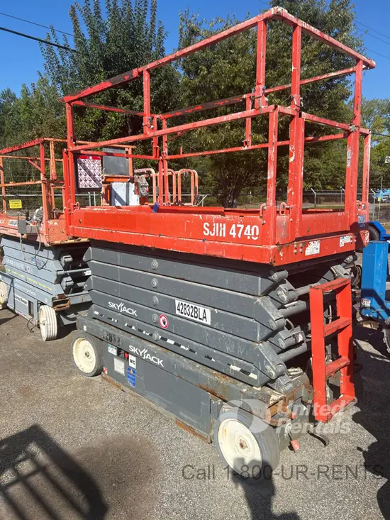 2017 Skyjack SJIII4740 Scissor Lift