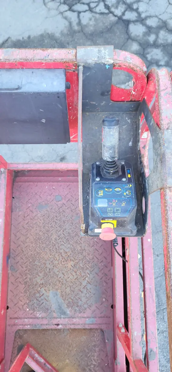 2018 MEC 1330SE Scissor Lift