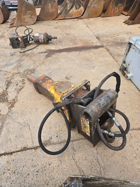 2021 Epiroc SB 452 Attachment