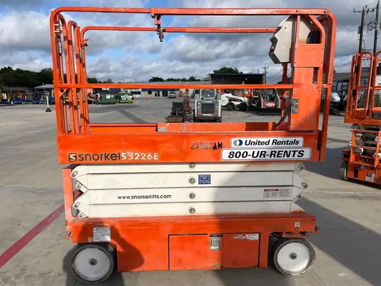 2019 Snorkel S3226E Scissor Lift