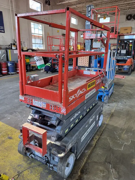 2017 Skyjack SJIII3219 Scissor Lift