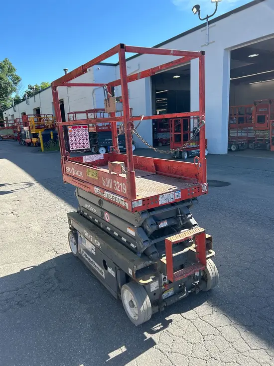 2018 Skyjack SJIII3219 Scissor Lift