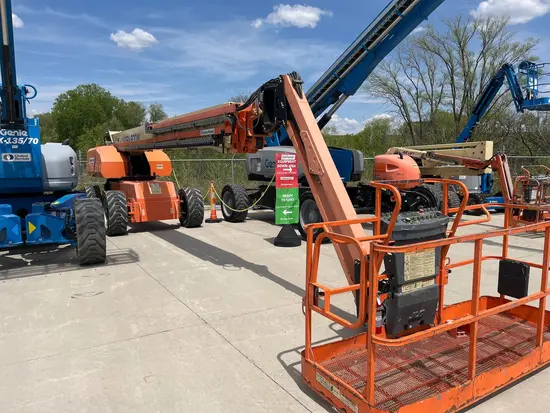 2015 JLG 1350SJP Boom Lift