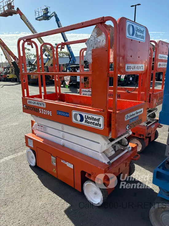 2019 Snorkel S3219E Scissor Lift