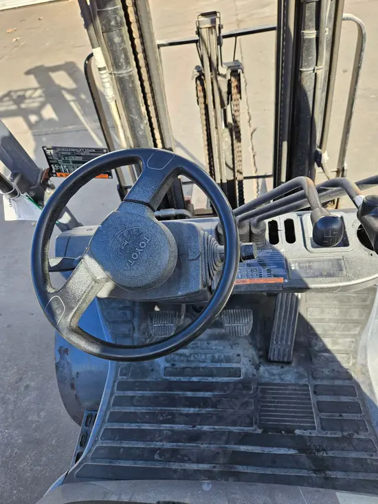 2019 Toyota 8FGU25 Warehouse Forklift