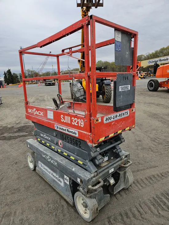 2016 Skyjack SJIII3219 Scissor Lift