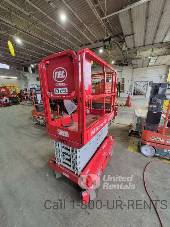 2018 MEC MICRO 19 Scissor Lift