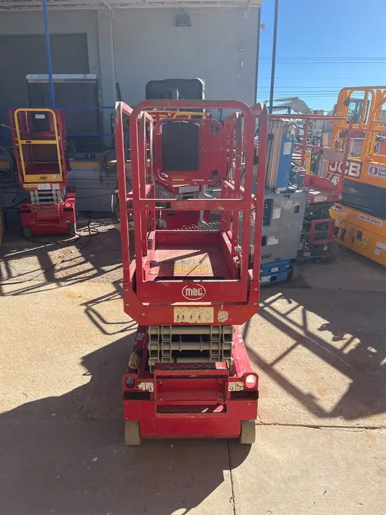 2018 MEC 1330SE Scissor Lift