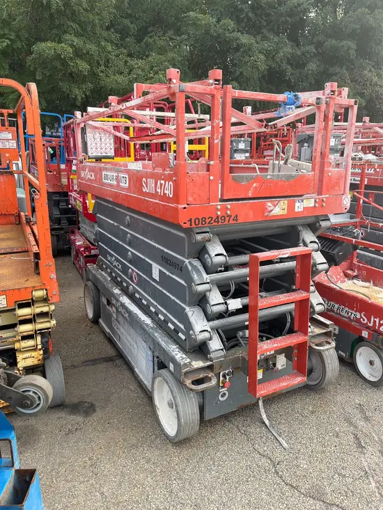 2018 Skyjack SJIII4740 Scissor Lift