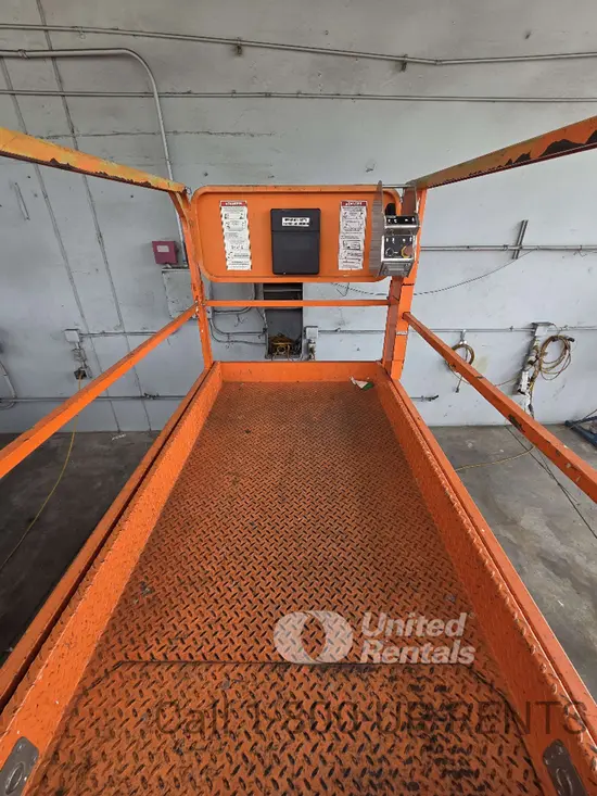 2018 Snorkel S4726E Scissor Lift