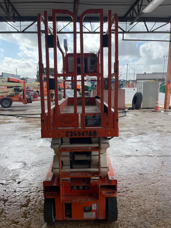 2019 Snorkel S3226E Scissor Lift