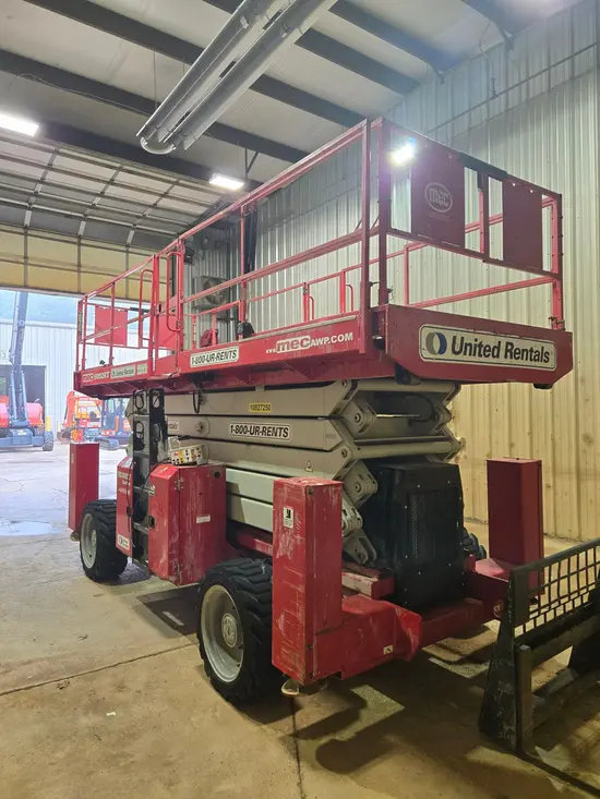 2018 MEC 6092RT Rough Terrain Scissor Lift