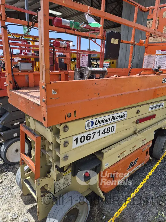 2017 JLG 2632ES Scissor Lift
