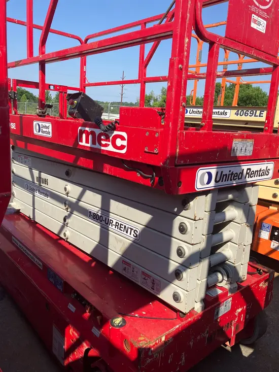 2018 MEC 4555SE Scissor Lift