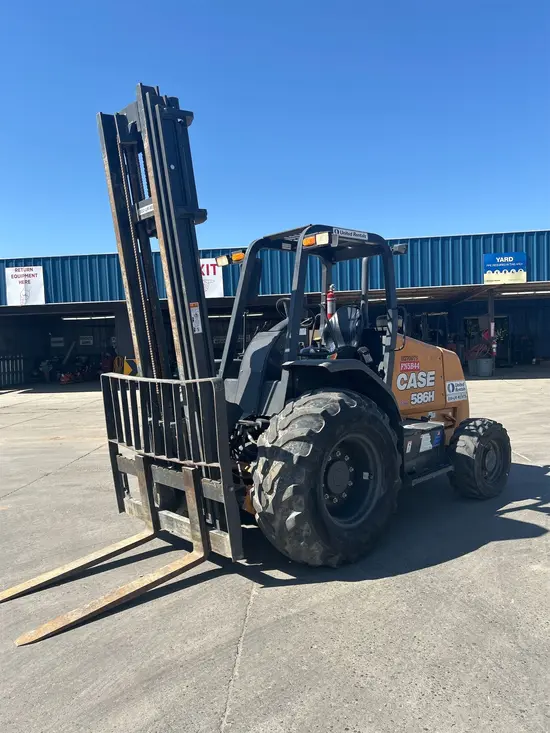 2021 Case 586H Forklift