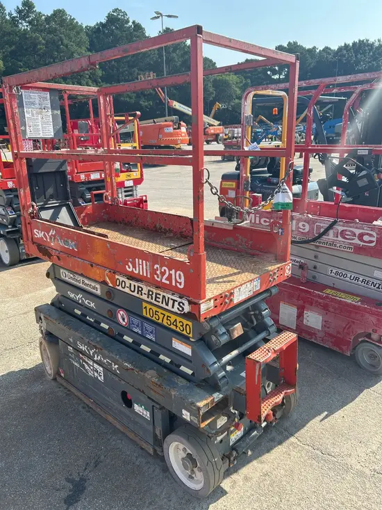 2017 Skyjack SJIII3219 Scissor Lift