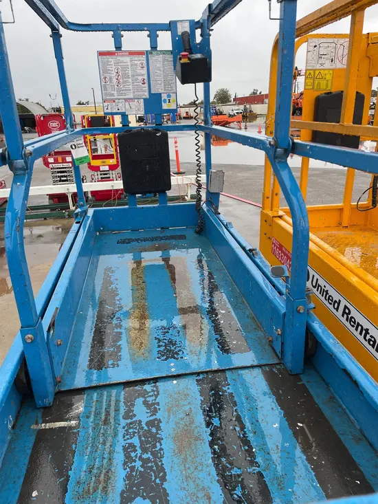 2019 Genie GS-3232 Scissor Lift