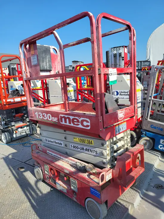 2019 MEC 1330SE Scissor Lift