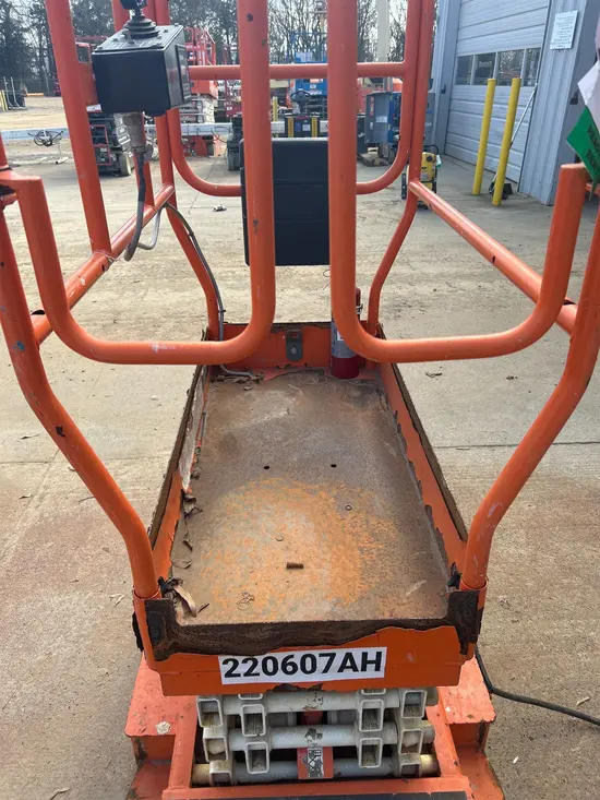 2018 Snorkel S3010E Scissor Lift