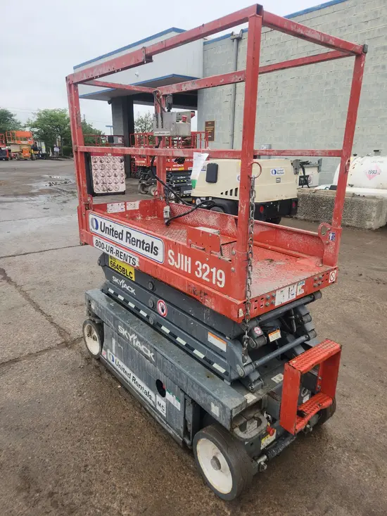 2018 Skyjack SJIII3219 Scissor Lift