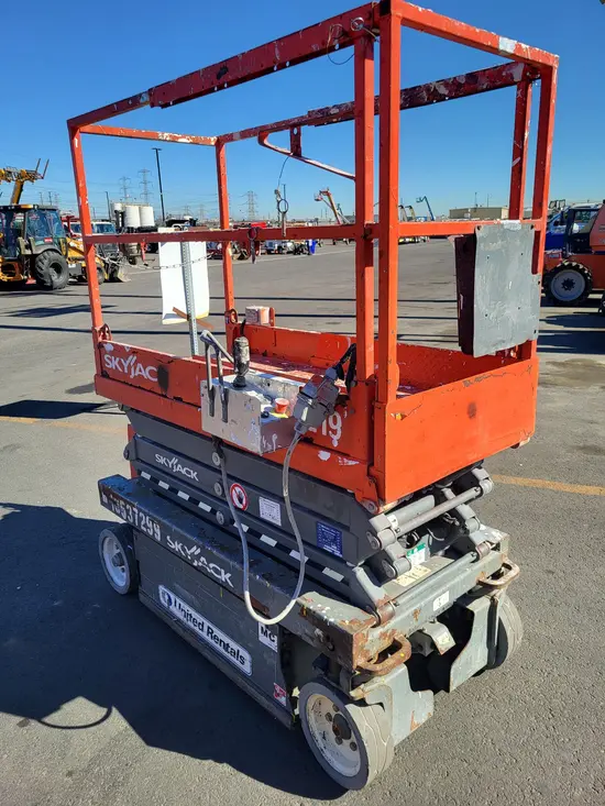 2016 Skyjack SJIII3219 Scissor Lift