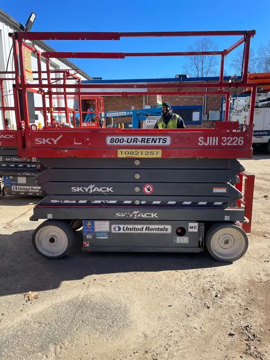 2018 Skyjack SJIII3226 Scissor Lift