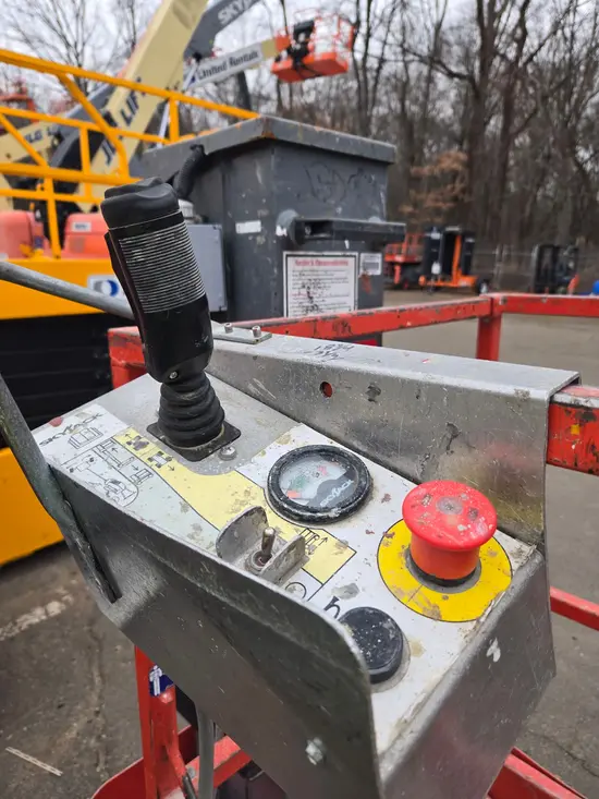 2018 Skyjack SJ12 Self-Propelled One-Person Lift