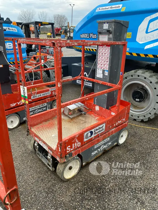 2019 Skyjack SJ16 Self-Propelled One-Person Lift