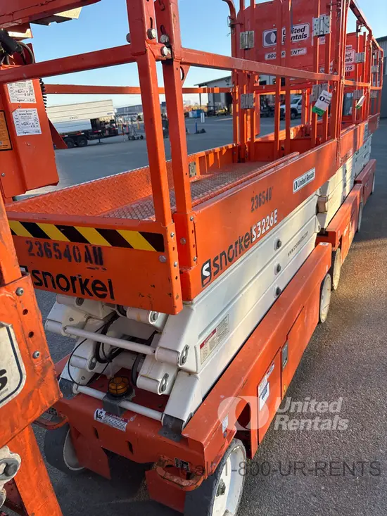 2019 Snorkel S3226E Scissor Lift
