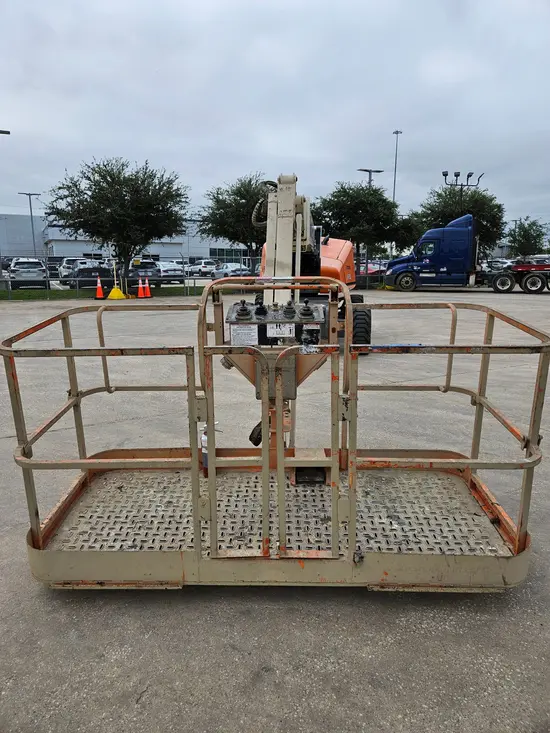 2019 Snorkel 660SJ Boom Lift