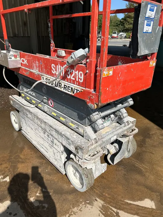2016 Skyjack SJIII3219 Scissor Lift