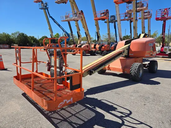 2016 JLG 400S Boom Lift