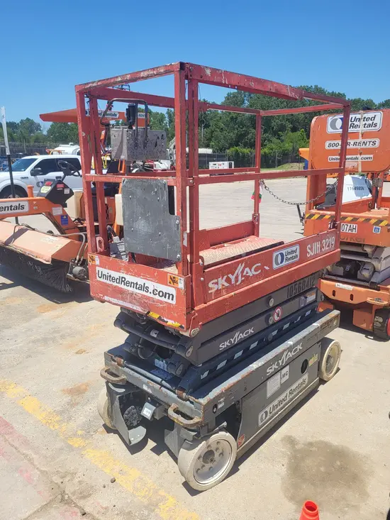 2017 Skyjack SJIII3219 Scissor Lift